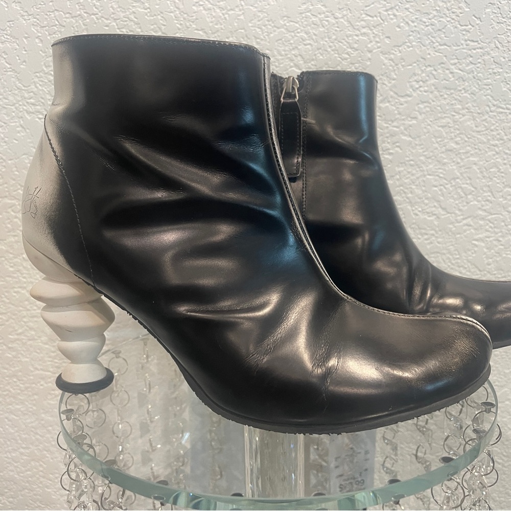 Fluevog Black/White Leather Booties